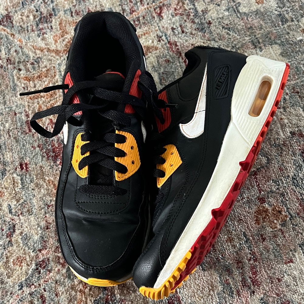 Nike Air Max 90 Youth size 6.5 - Picture 2 of 5